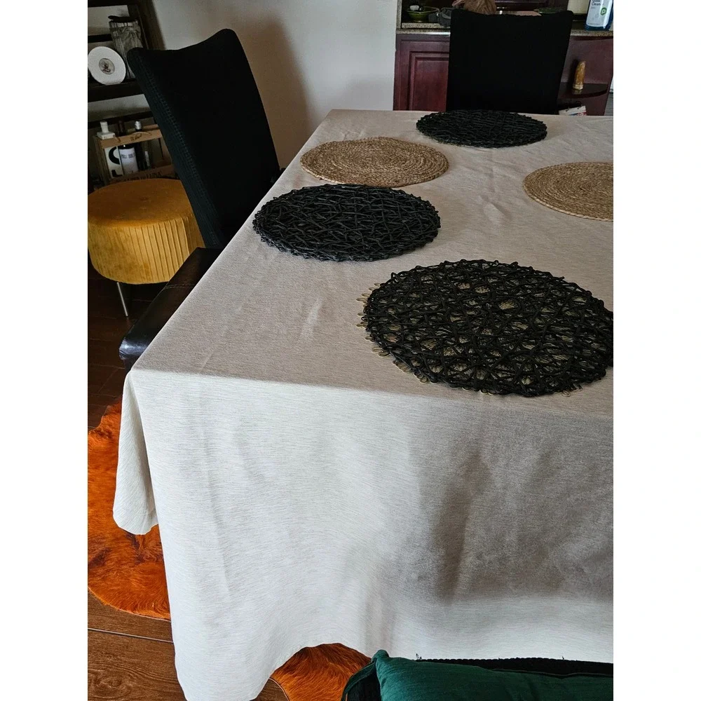 Crate & Barrel Linden Tablecloth Ecru 60x120 Rectangular Cotton Rayon 121-447